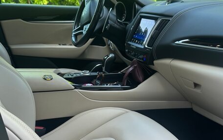 Maserati Levante I, 2018 год, 5 200 000 рублей, 12 фотография