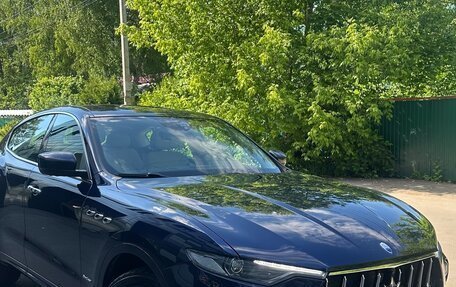 Maserati Levante I, 2018 год, 5 200 000 рублей, 23 фотография