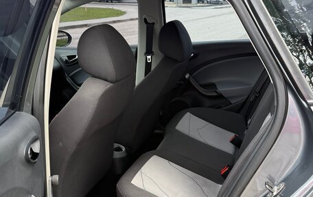 SEAT Ibiza IV рестайлинг 2, 2013 год, 700 000 рублей, 11 фотография