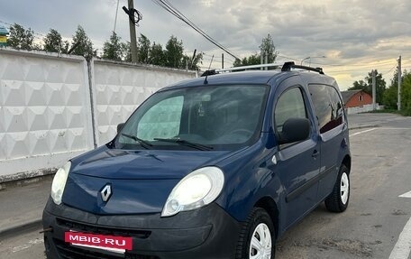 Renault Kangoo II рестайлинг, 2010 год, 600 000 рублей, 2 фотография