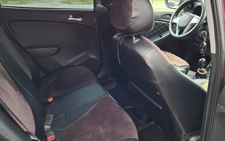 Hyundai Solaris II рестайлинг, 2012 год, 550 000 рублей, 10 фотография