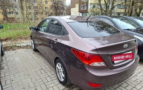 Hyundai Solaris II рестайлинг, 2012 год, 550 000 рублей, 5 фотография