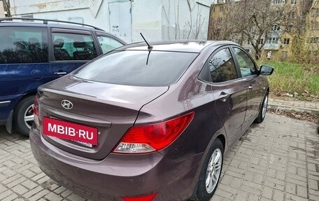 Hyundai Solaris II рестайлинг, 2012 год, 550 000 рублей, 3 фотография