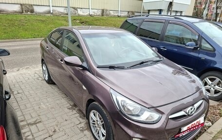 Hyundai Solaris II рестайлинг, 2012 год, 550 000 рублей, 6 фотография