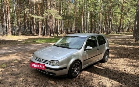 Volkswagen Golf IV, 2003 год, 359 000 рублей, 9 фотография