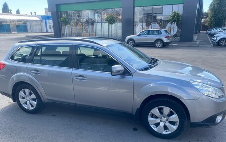 Subaru Outback IV рестайлинг, 2010 год, 1 100 000 рублей, 3 фотография