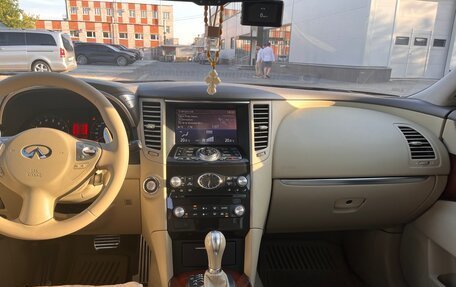 Infiniti FX II, 2011 год, 1 850 000 рублей, 12 фотография