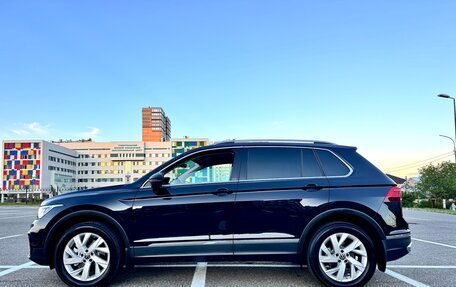 Volkswagen Tiguan II, 2021 год, 4 150 000 рублей, 21 фотография