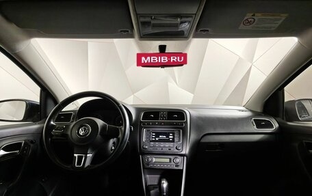 Volkswagen Polo VI (EU Market), 2011 год, 585 000 рублей, 12 фотография