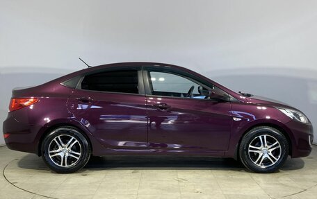 Hyundai Solaris II рестайлинг, 2011 год, 680 000 рублей, 6 фотография