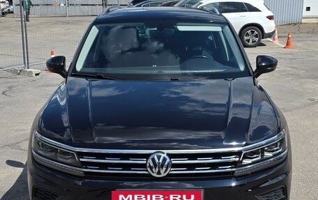 Volkswagen Tiguan II, 2018 год, 2 890 000 рублей, 6 фотография