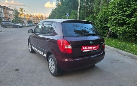 Skoda Fabia II, 2012 год, 690 000 рублей, 3 фотография