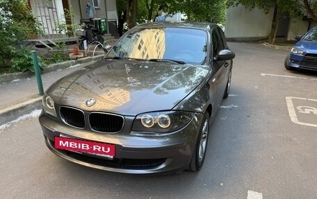 BMW 1 серия, 2006 год, 760 000 рублей, 3 фотография