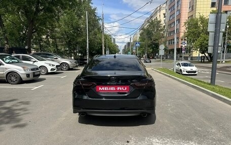 Toyota Camry, 2018 год, 2 400 000 рублей, 4 фотография