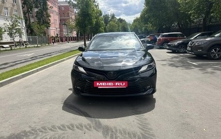 Toyota Camry, 2018 год, 2 400 000 рублей, 8 фотография