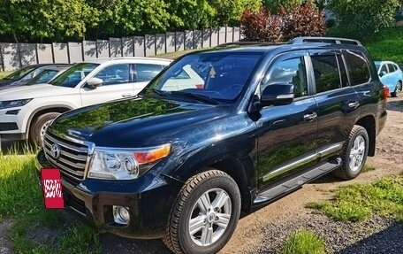 Toyota Land Cruiser 200, 2014 год, 6 000 000 рублей, 3 фотография
