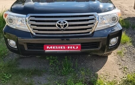 Toyota Land Cruiser 200, 2014 год, 6 000 000 рублей, 2 фотография