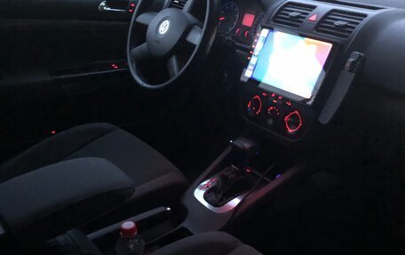 Volkswagen Golf V, 2005 год, 650 000 рублей, 2 фотография
