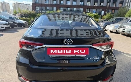 Toyota Corolla, 2022 год, 2 200 000 рублей, 5 фотография