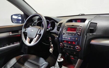 KIA Sorento II рестайлинг, 2011 год, 1 215 400 рублей, 13 фотография