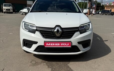 Renault Logan II, 2022 год, 1 300 000 рублей, 1 фотография