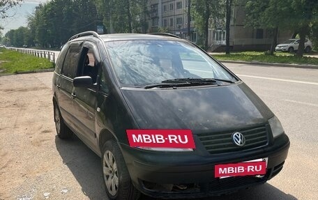Volkswagen Sharan I рестайлинг, 2001 год, 250 000 рублей, 3 фотография