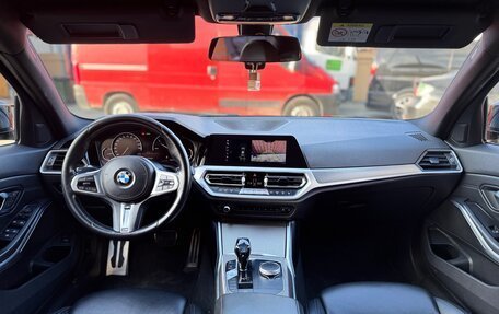 BMW 3 серия, 2019 год, 3 190 000 рублей, 10 фотография