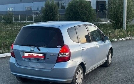Honda Fit III, 2003 год, 220 000 рублей, 2 фотография