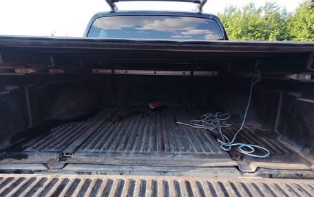 Nissan Navara (Frontier), 2008 год, 800 000 рублей, 5 фотография
