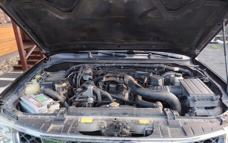 Nissan Navara (Frontier), 2008 год, 800 000 рублей, 13 фотография