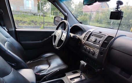 Nissan Navara (Frontier), 2008 год, 800 000 рублей, 19 фотография