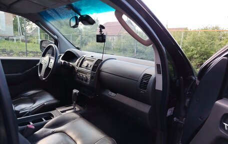 Nissan Navara (Frontier), 2008 год, 800 000 рублей, 20 фотография