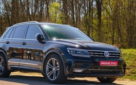 Volkswagen Tiguan II, 2018 год, 3 450 000 рублей, 1 фотография