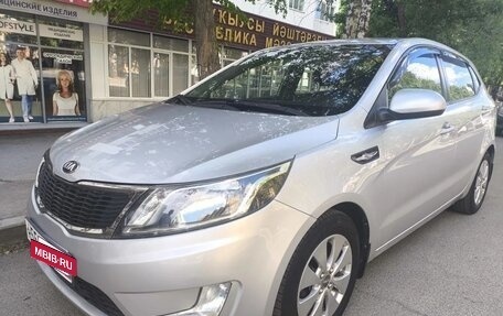 KIA Rio III рестайлинг, 2013 год, 900 000 рублей, 4 фотография