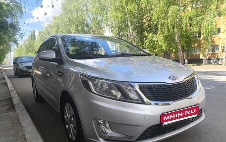 KIA Rio III рестайлинг, 2013 год, 900 000 рублей, 3 фотография