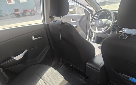 KIA Rio III рестайлинг, 2013 год, 900 000 рублей, 5 фотография