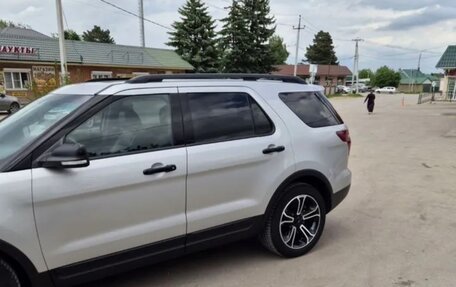 Ford Explorer VI, 2013 год, 1 950 000 рублей, 7 фотография
