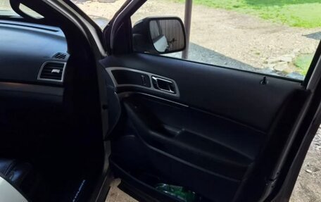 Ford Explorer VI, 2013 год, 1 950 000 рублей, 15 фотография