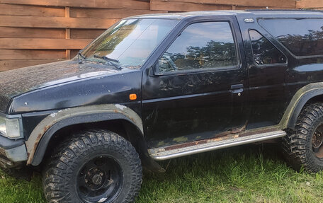 Nissan Terrano II рестайлинг, 1990 год, 190 000 рублей, 2 фотография