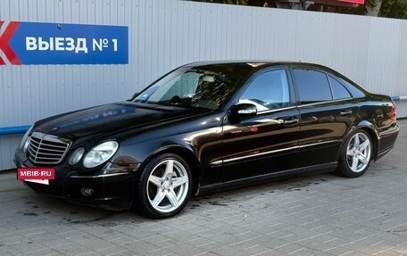 Mercedes-Benz E-Класс, 2003 год, 620 000 рублей, 3 фотография