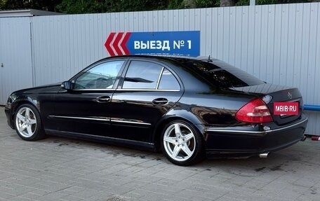 Mercedes-Benz E-Класс, 2003 год, 620 000 рублей, 2 фотография