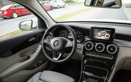 Mercedes-Benz GLC, 2017 год, 3 520 000 рублей, 14 фотография