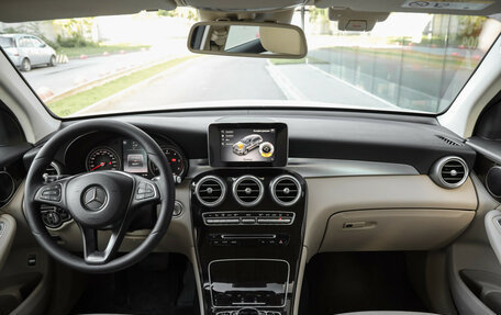 Mercedes-Benz GLC, 2017 год, 3 520 000 рублей, 15 фотография