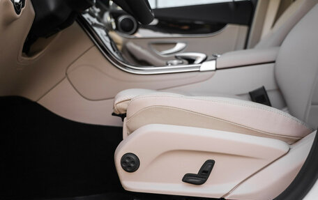 Mercedes-Benz GLC, 2017 год, 3 520 000 рублей, 29 фотография