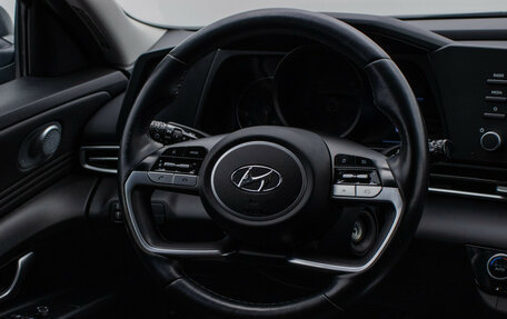 Hyundai Elantra, 2021 год, 1 970 000 рублей, 16 фотография
