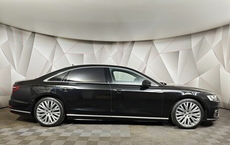 Audi A8, 2019 год, 4 500 000 рублей, 6 фотография