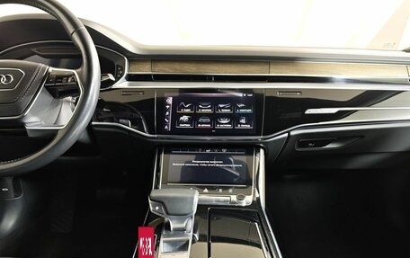 Audi A8, 2019 год, 4 500 000 рублей, 15 фотография