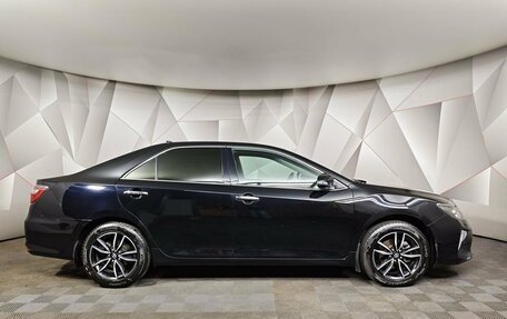 Toyota Camry, 2017 год, 2 035 000 рублей, 6 фотография