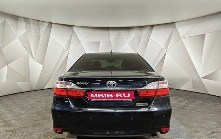 Toyota Camry, 2017 год, 2 035 000 рублей, 8 фотография