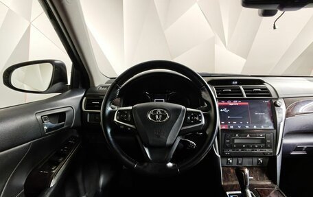 Toyota Camry, 2017 год, 2 035 000 рублей, 19 фотография